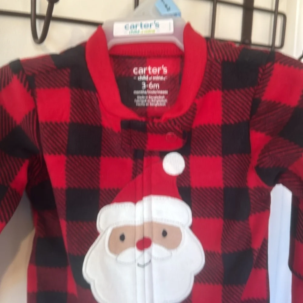 Carter’s One Piece Infant Sleeper / Holiday Themed / NWT / Size 3-6 mths)